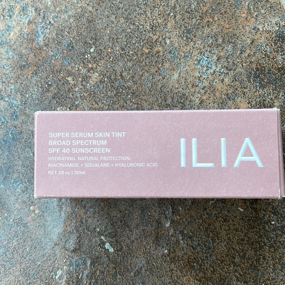 Brand new, unopened, in box ILIA Super Serum Skin Tint, ST7 Diaz